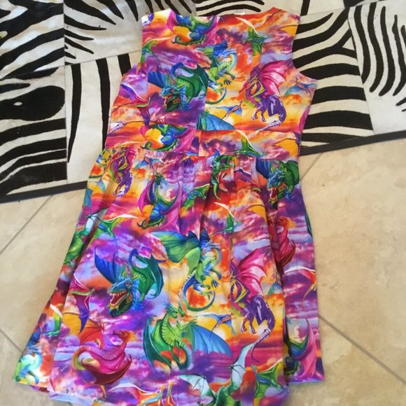 Unique Vintage   Silly Old Sea Dog Dragon dress size 18 UK new (16 US) - Picture 2 of 3